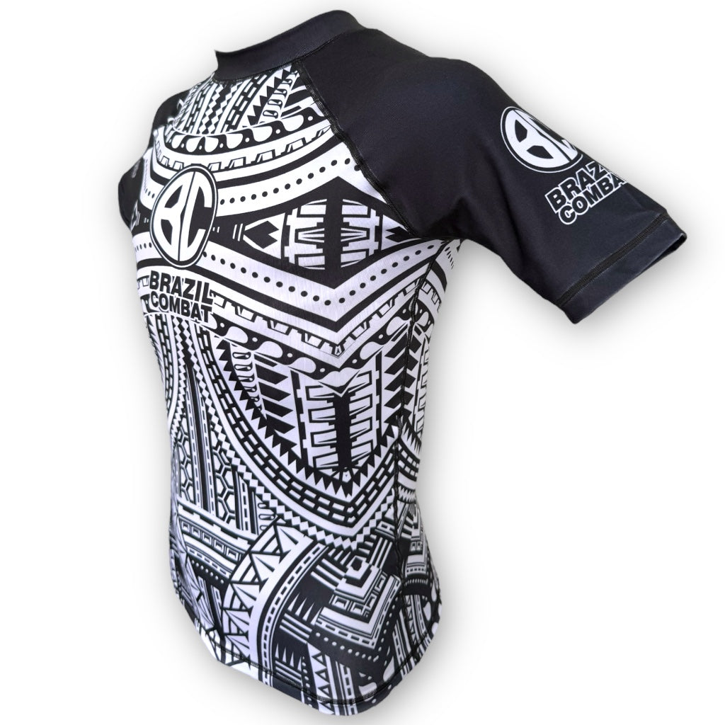 Rash Guard Maori Black short sleeves
